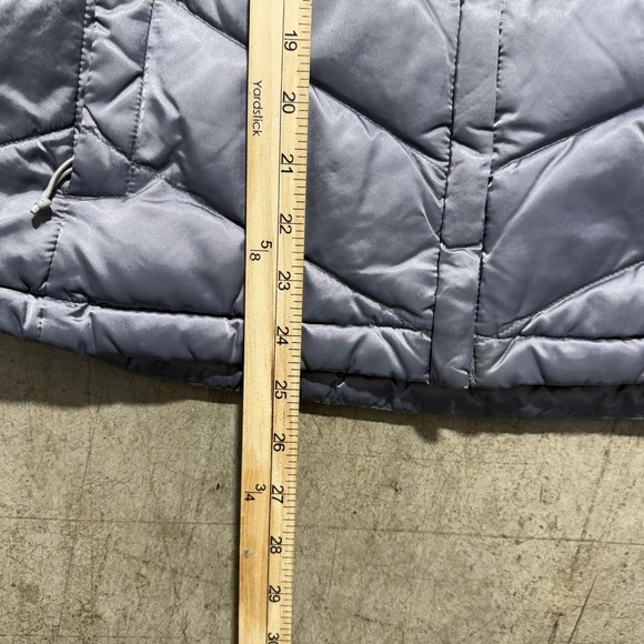 The North Face Down Puffer Jacket Womens Medium Gray Quilted Lightweight Nylon - Picture 5 of 5